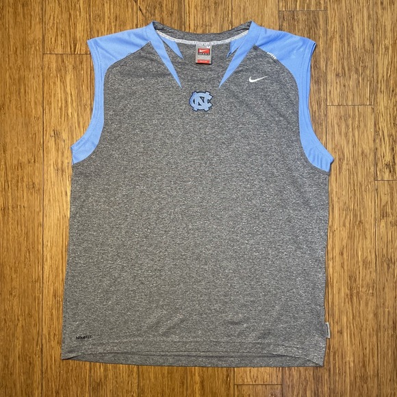 VTG Nike Team UNC North Carolina Tarheels Tank Top Mens Med Sleeveless Shirt Y2K - Picture 1 of 5